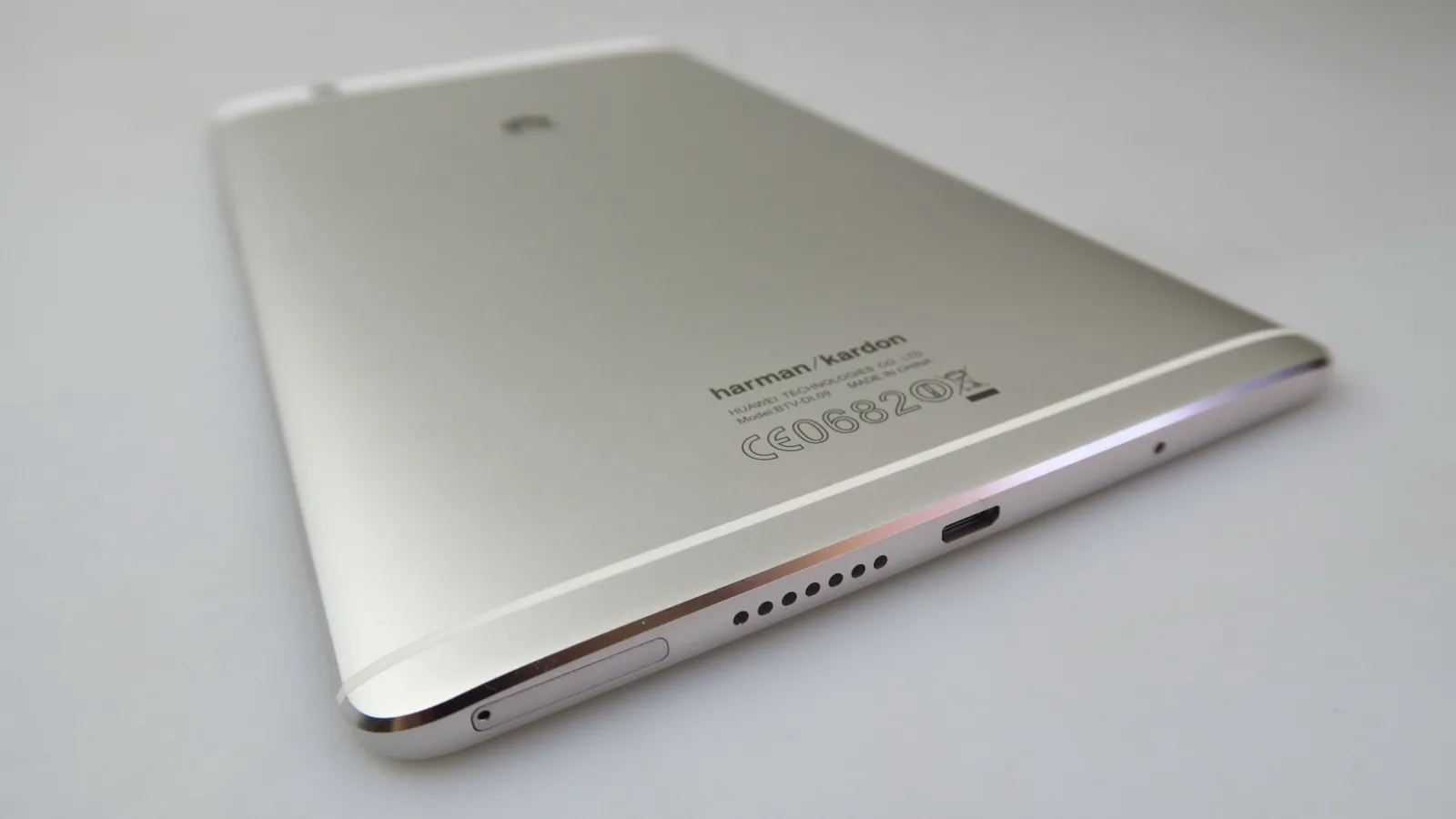 Huawei MediaPad M3 Review