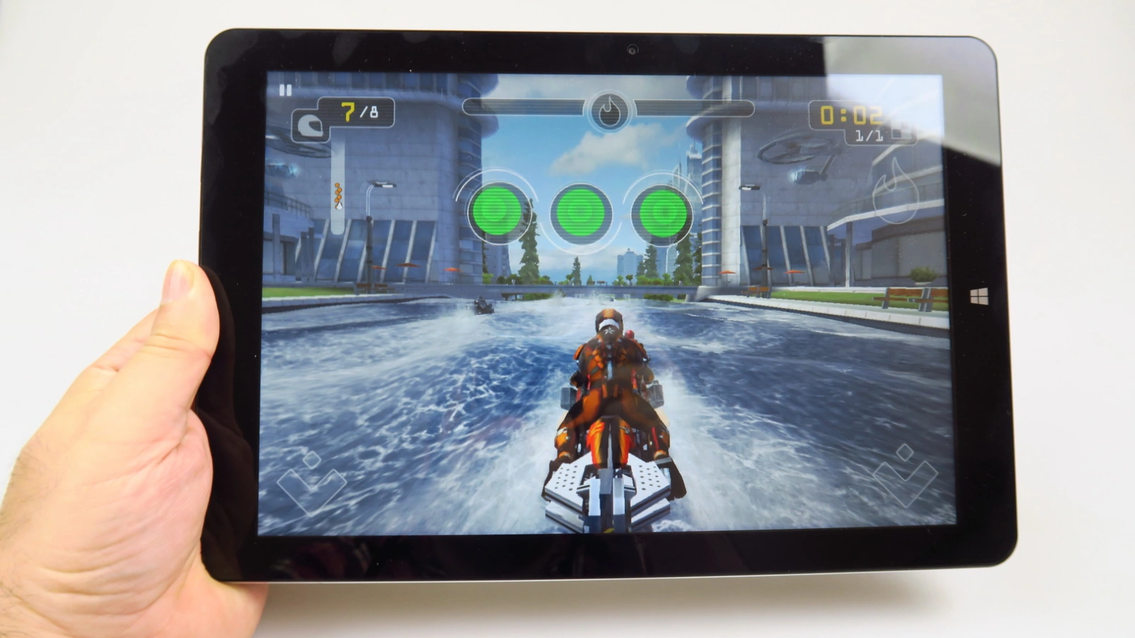 Chuwi Hi12: Benchmark-uri modeste, performanță rezonabilă, cel puţin pe Android