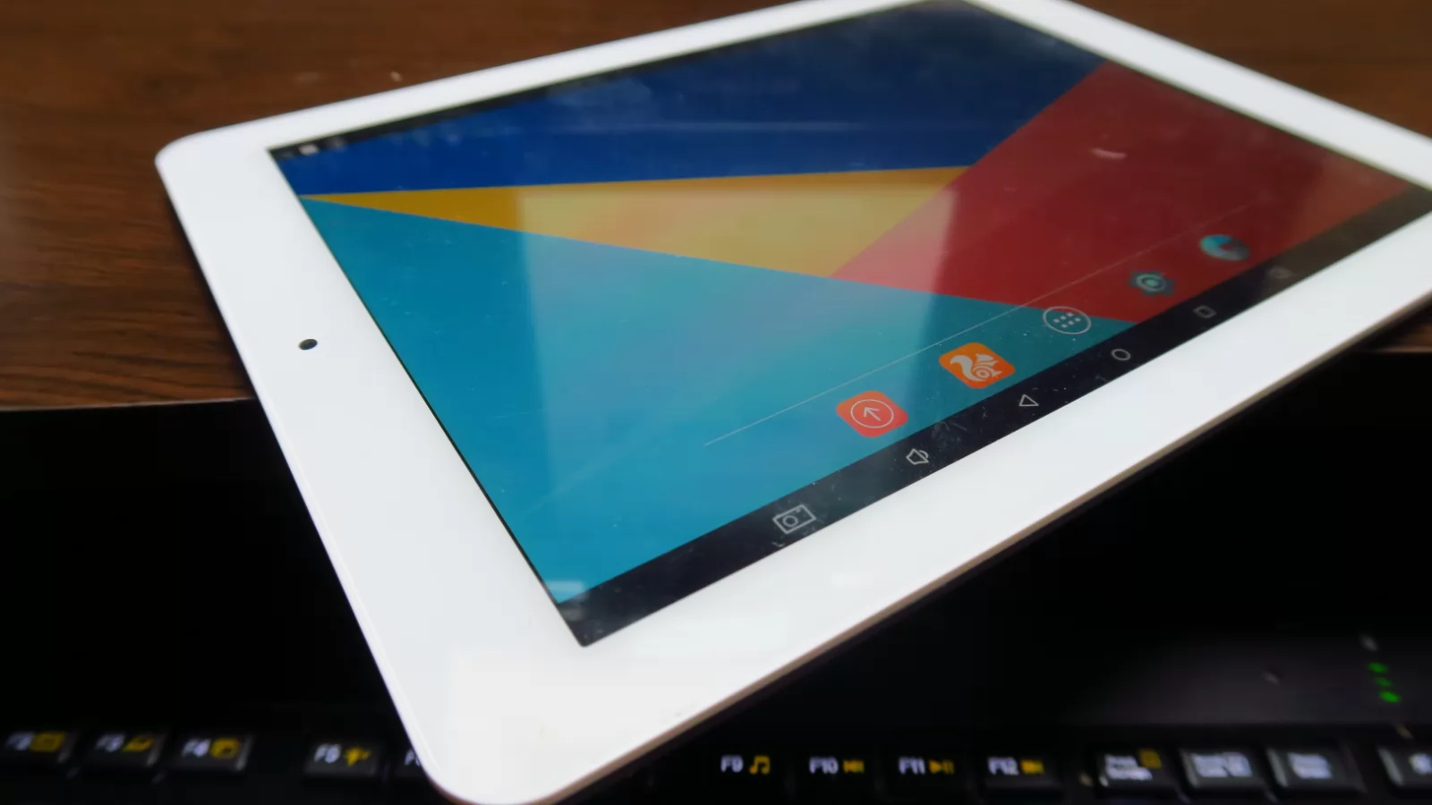 Teclast X98 Plus II: Hardware bun pe hârtie, fără prea mari reproşuri