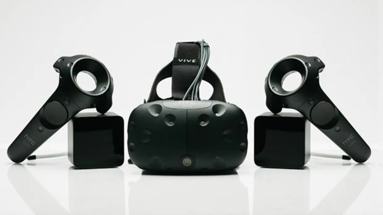 HTC lansează un centru de cercetare VR în valoare de 1.5 miliarde de dolari, neagă faptul că ar renunţa la smartphone-uri