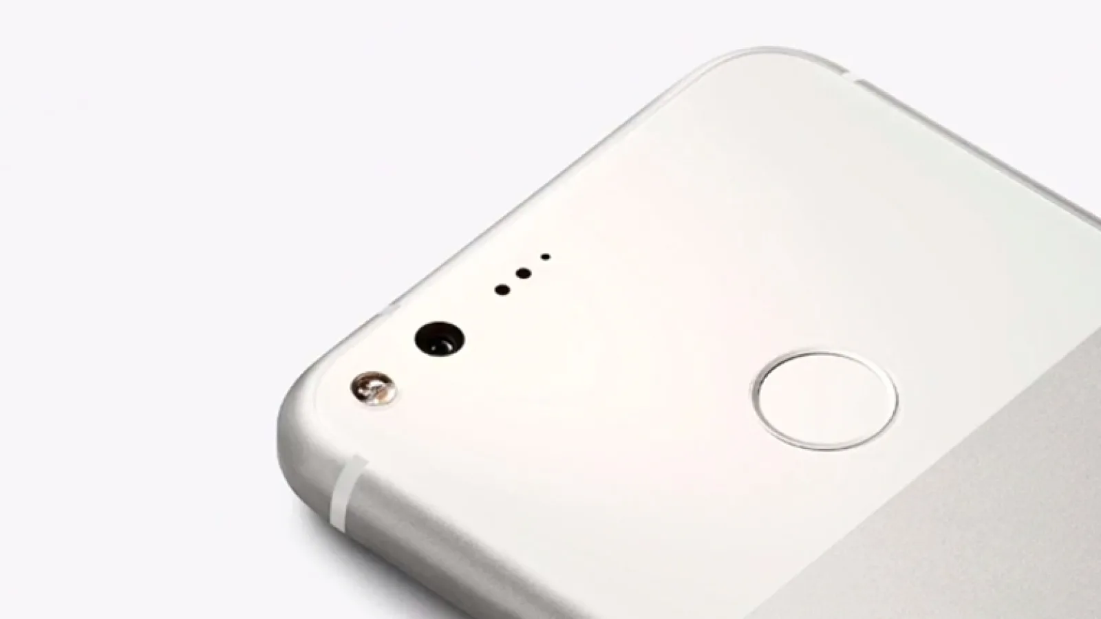 De Black Friday, smartphone-urile Google Pixel și Pixel XL s-au vândut ca pâinea caldă în SUA