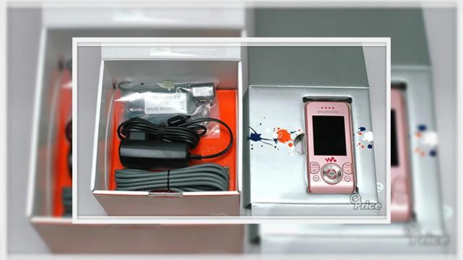 Sony Ericsson W580i, acum in varianta Roz Bonbon