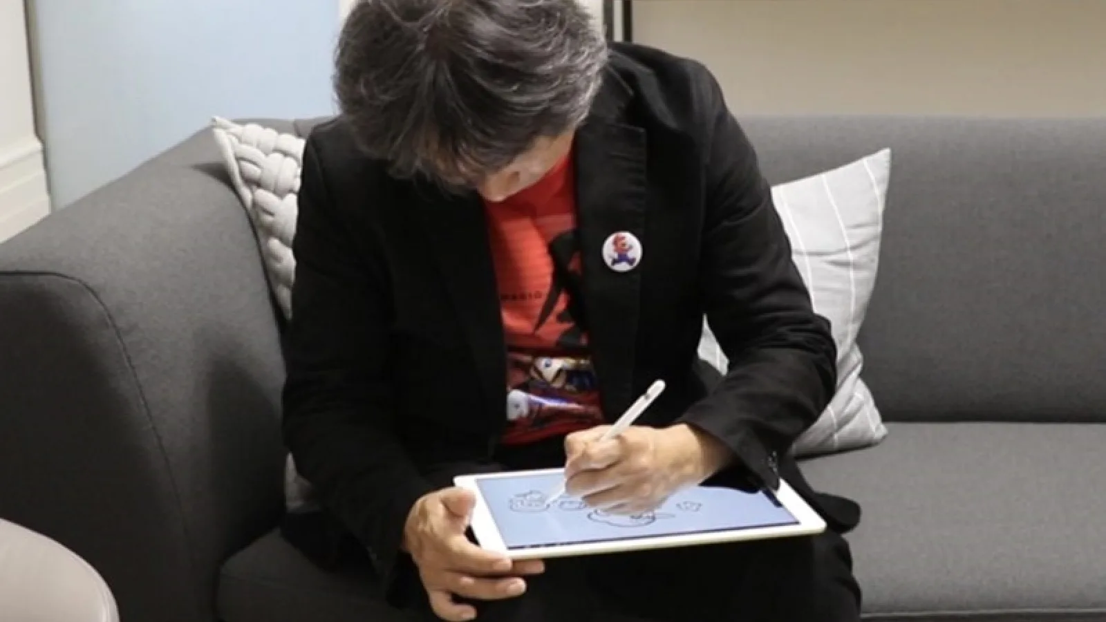 Moment clasic de nostalgie: Shigeru Miyamoto, creatorul lui Mario îl desenează pe acest personaj pe iPad Pro (Video)