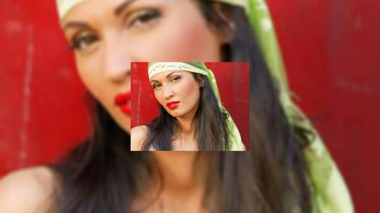 Nicoleta Luciu si Roxana Ciuhulescu disponibile pe telefonul tau intr-un joc