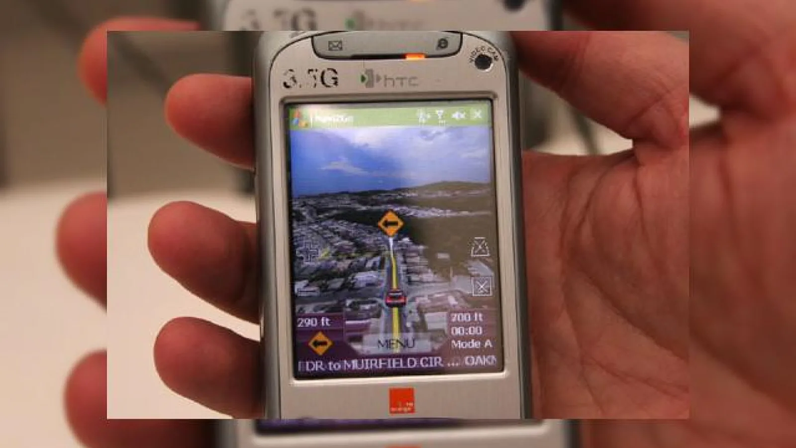 Navi2GO: navigatie 3D pe terminale Windows Mobile