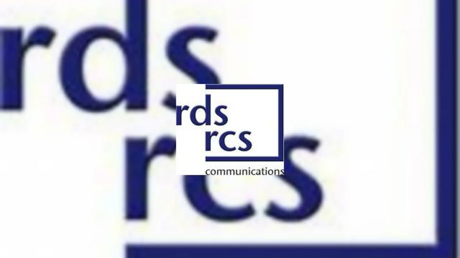 4Play - Pachet nou de la RCS & RDS cu telefonie mobila inclusa!