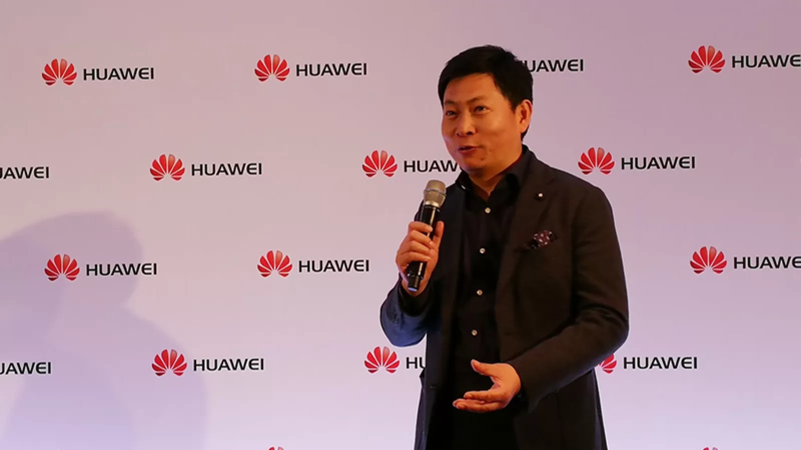 Care e secretul ascensiunii celor de la Huawei în ultimii 2-3 ani? De la parteneriate inspirate la un munte de brevete (Editorial)