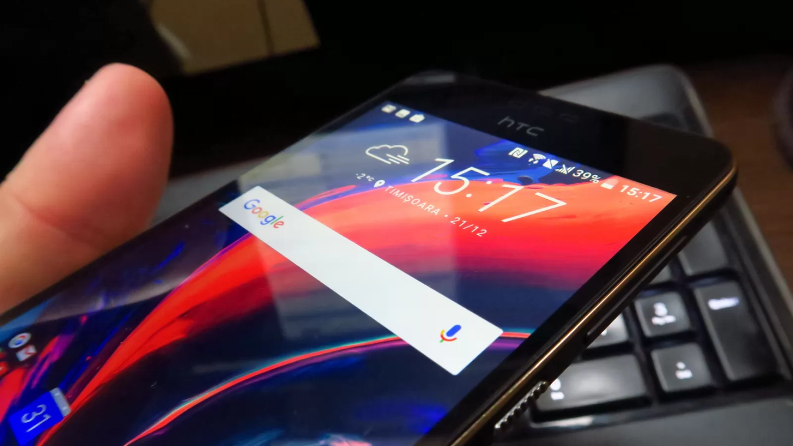 HTC Desire 10 Lifestyle: Conectivitate acceptabilă, se putea umbla la volum