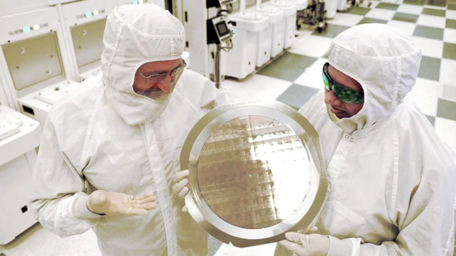 Samsung ar urma să înceapă producţia de chipseturi de 7 nm la început de 2018, unul dintre ele va ajunge pe Galaxy S9