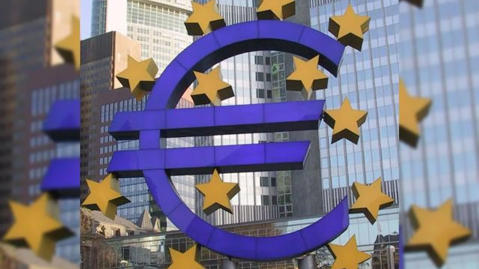 UE scade si tarifurile pentru SMS-uri si date