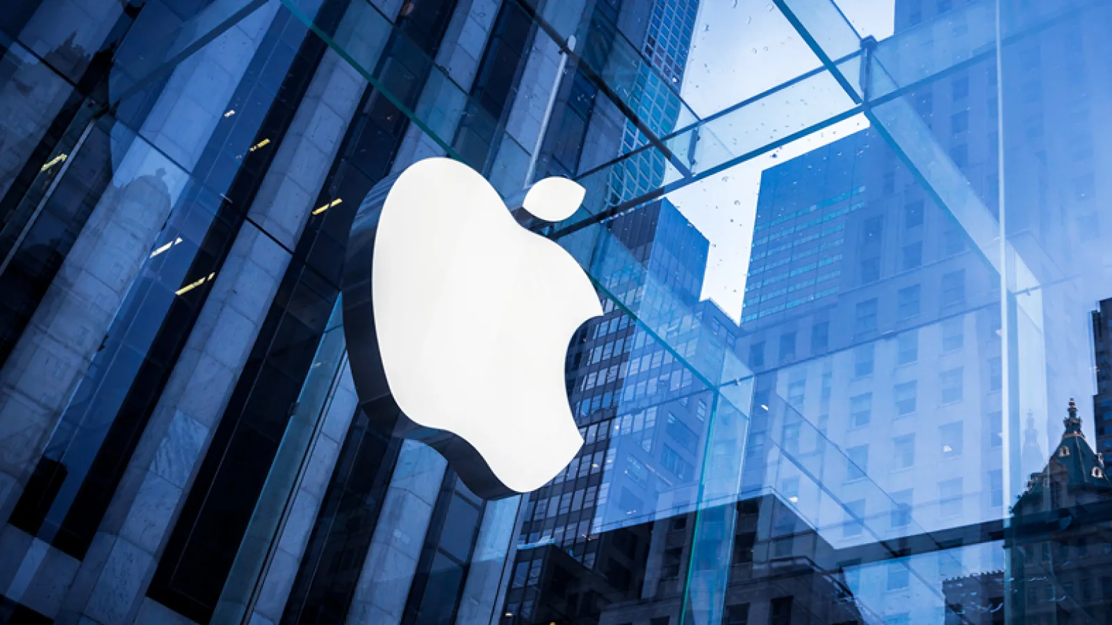 Apple și Samsung domină piaţa smartphone pe trimestrul 4 2016, conform cifrelor Gartner; BlackBerry OS e oficial la 0.0% cotă