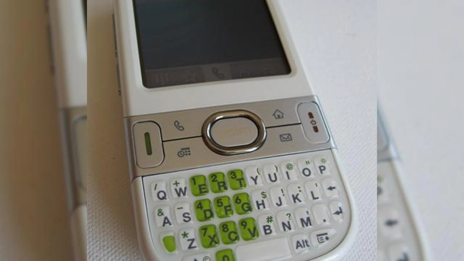 Palm Centro acum disponibil prin AT&T