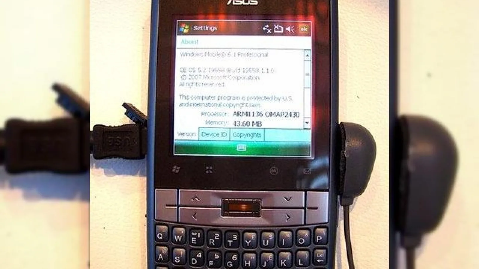 Experienta hands-on cu Asus M536