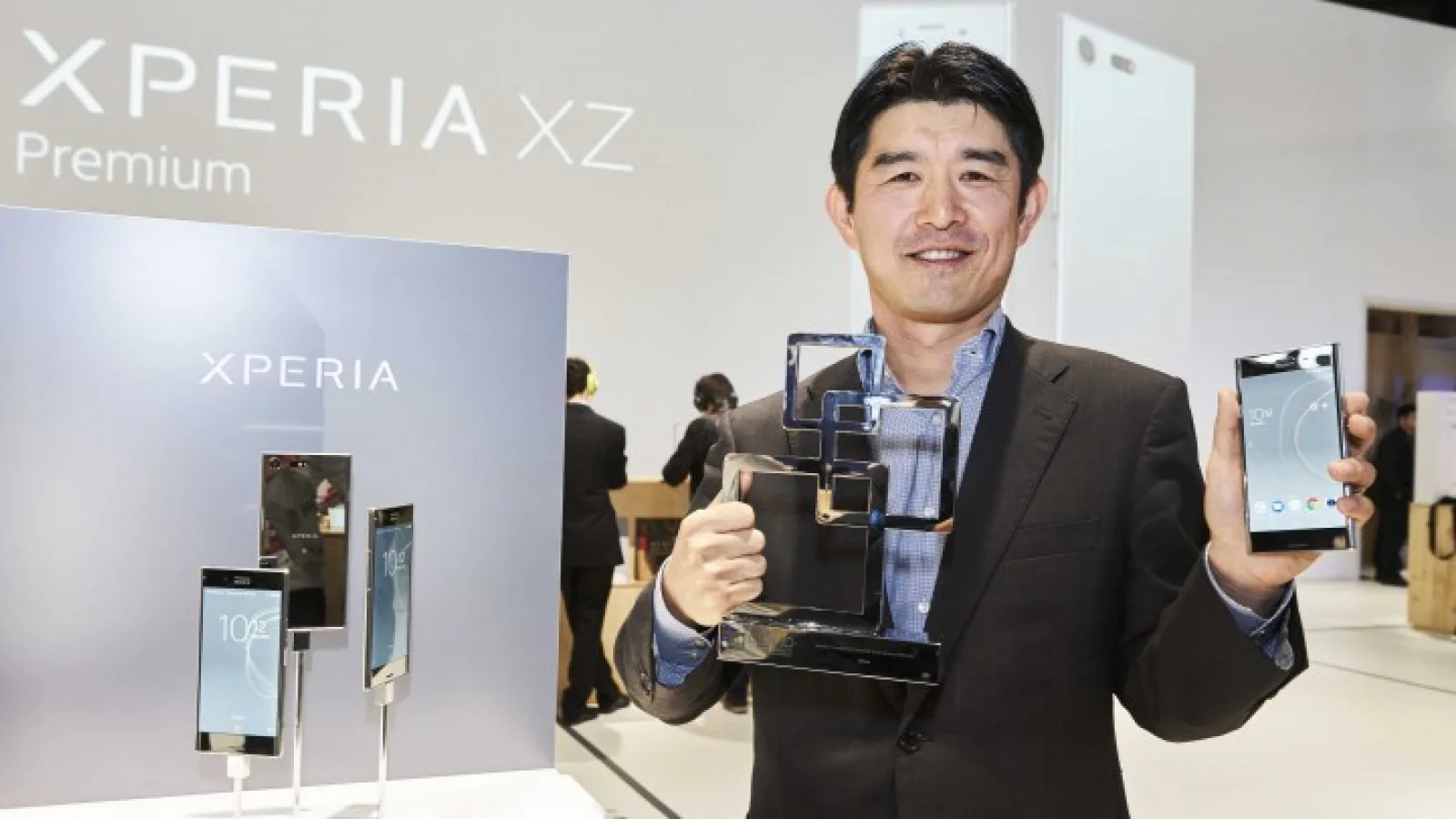 Sony Xperia XZ Premium primeşte distincţia de "Cel mai bun smartphone nou" la MWC 2017
