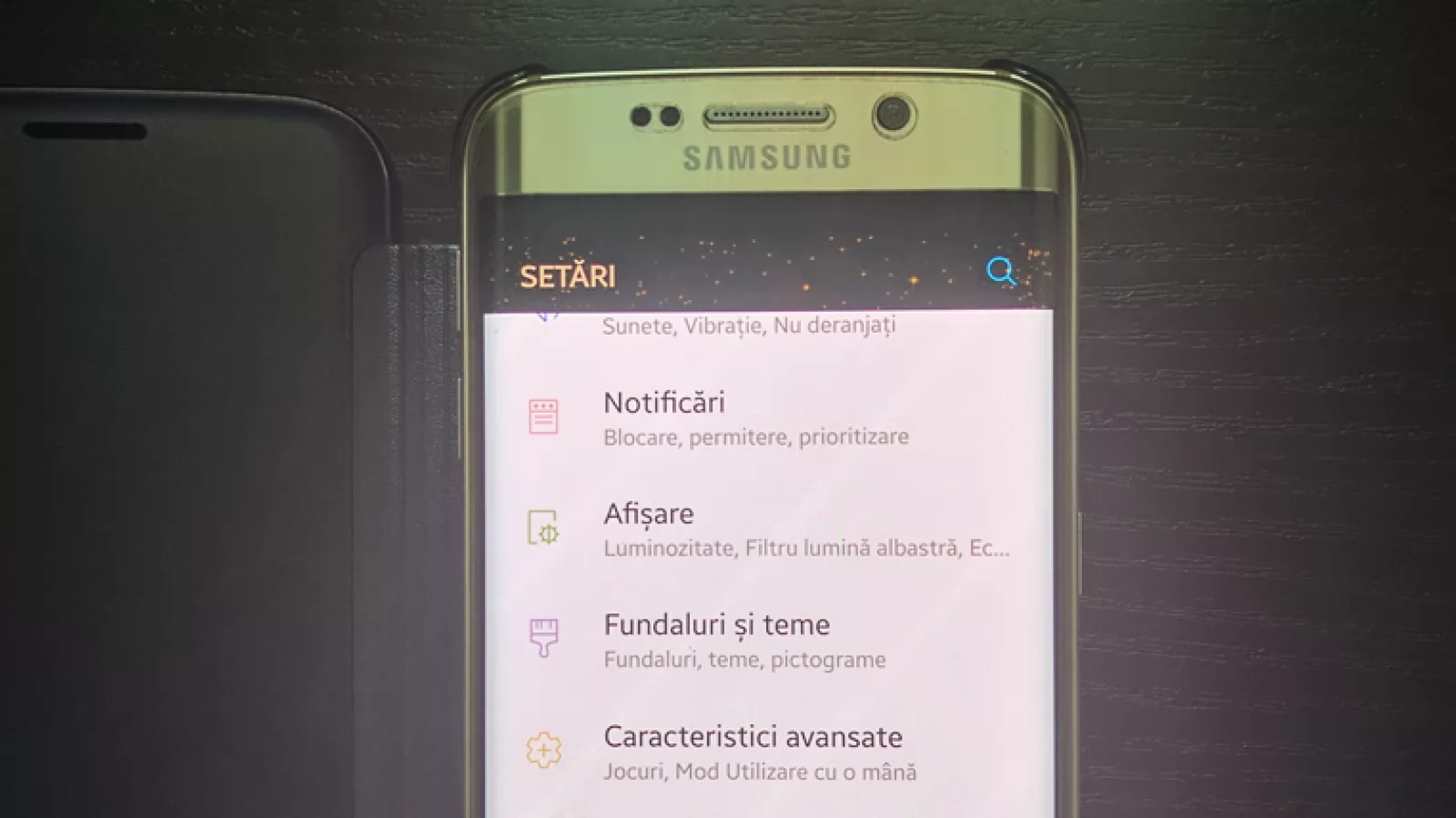 Samsung Galaxy S6 Edge (versiunea Vodafone) primește actualizarea la Android 7.0 Nougat în România