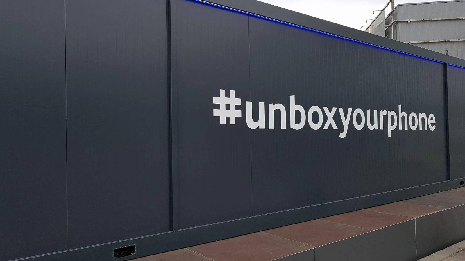 Samsung Galaxy S8 promovat în România printr-un escape room la Băneasa Shopping City în Bucureşti; Campania #unboxyourphone porneşte la drum