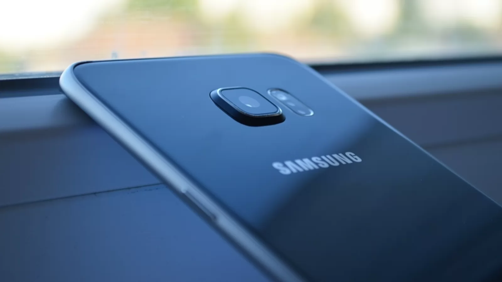 Samsung Galaxy S6 Edge+ primeşte actualizarea la Android 7.0 Nougat în Europa