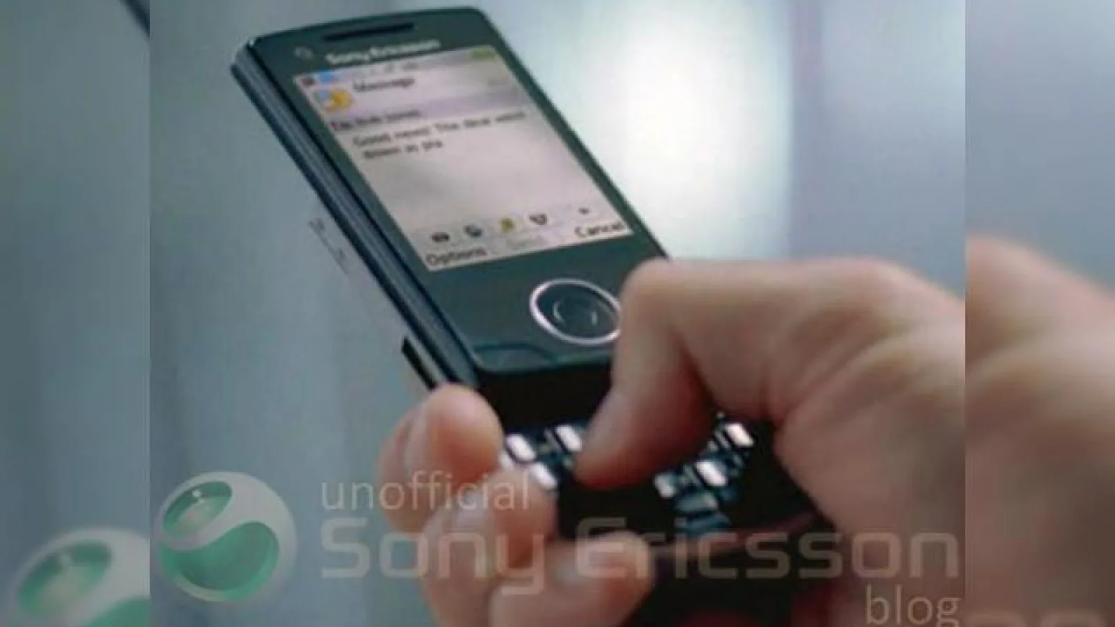Inca o imagine "scapata" cu Sony Ericsson P5