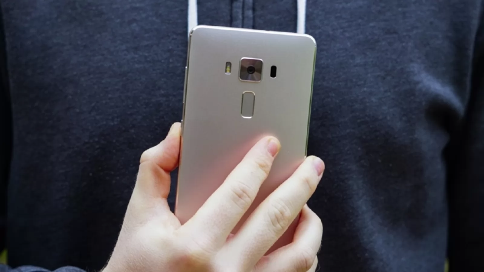 Asus ar putea relua parteneriatul cu MediaTek după ce nu au reușit să lanseze smartphone-uri cu procesor Snapdragon 835 în primul val