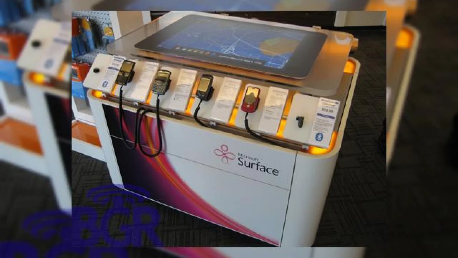 Microsoft Surface s-a lansat prin AT&T