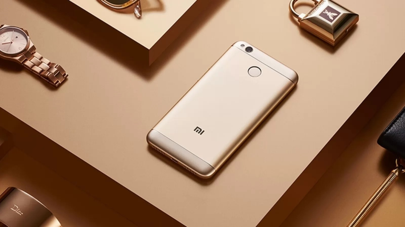 Xiaomi Redmi 4X este smartphone-ul perfect pentru cei cu buget limitat; costă doar 530 lei la GearBest și vine cu baterie de 4100 mAh