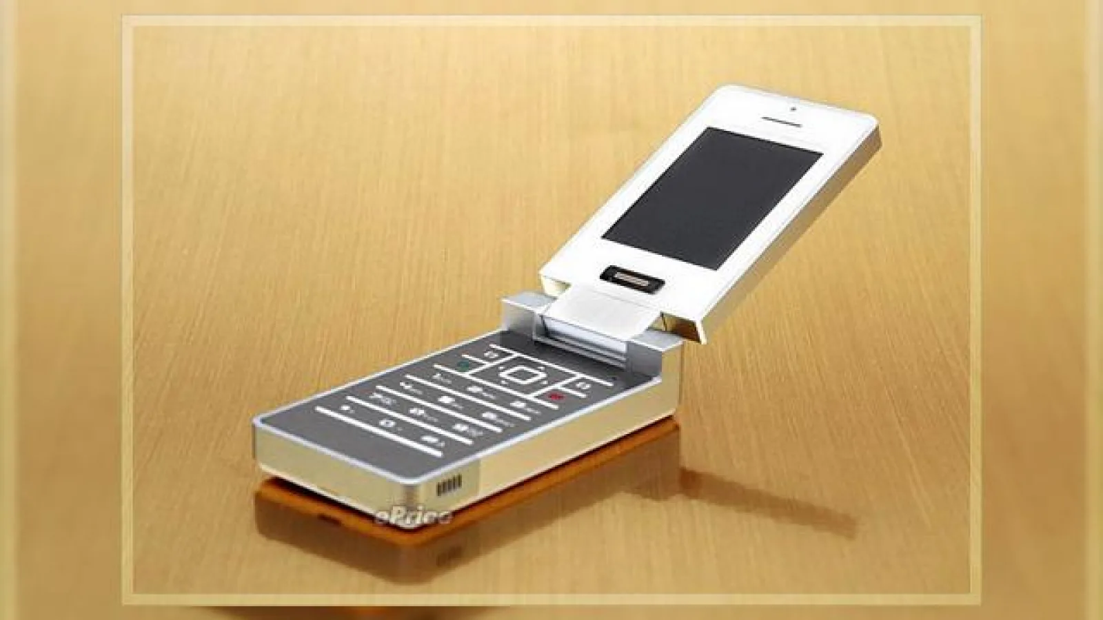 Telefonul Porsche P9521, disponibil acum in varianta de culoare alba