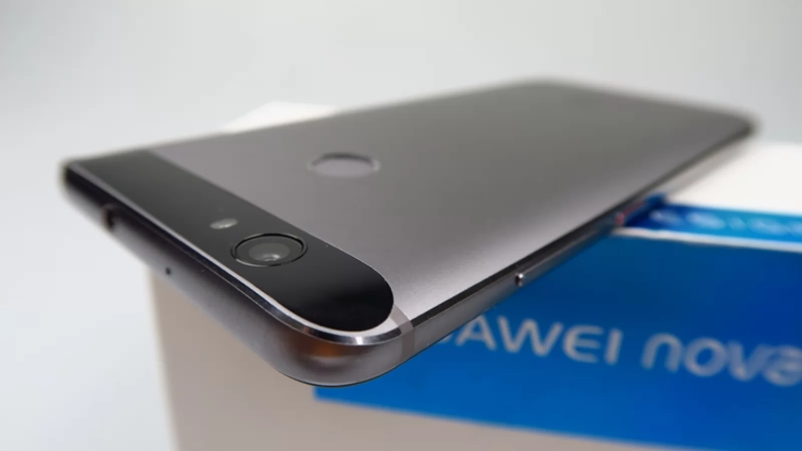 Huawei Nova primește actualizarea la Android 7.0 Nougat în România
