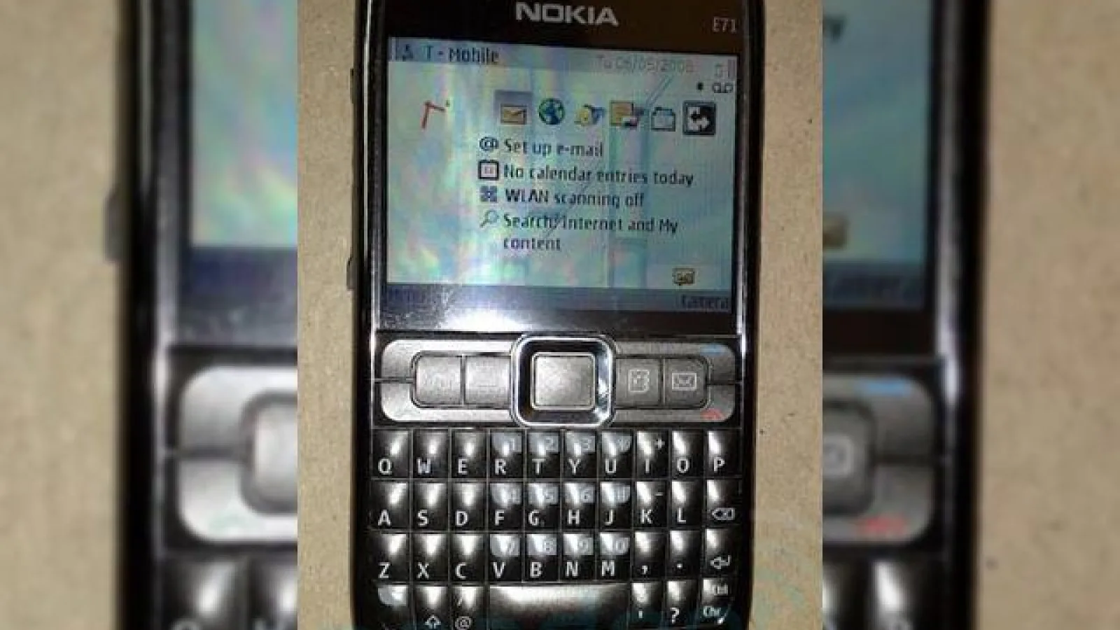 Nokia E66 si E71 se dezvaluie prin imagini scapate pe Internet
