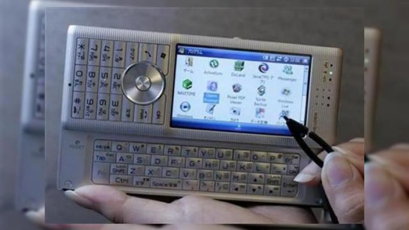 Vanzarile Windows Mobile vor creste cu 50%, afirma Microsoft