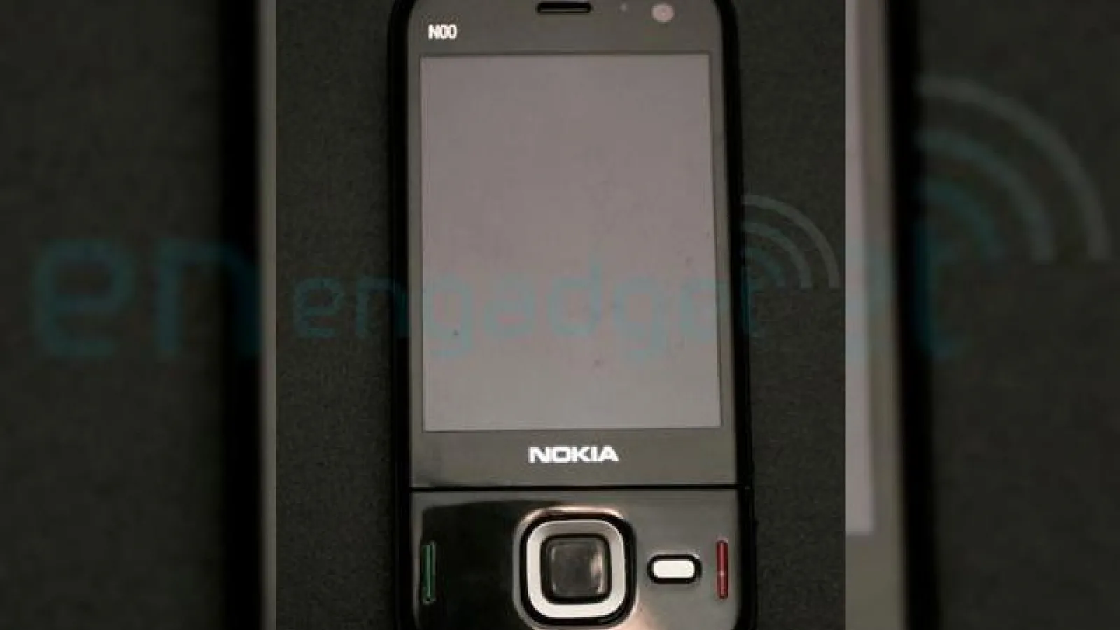 Nokia pregateste noi telefoane din seria E; N85 scapa pe Internet