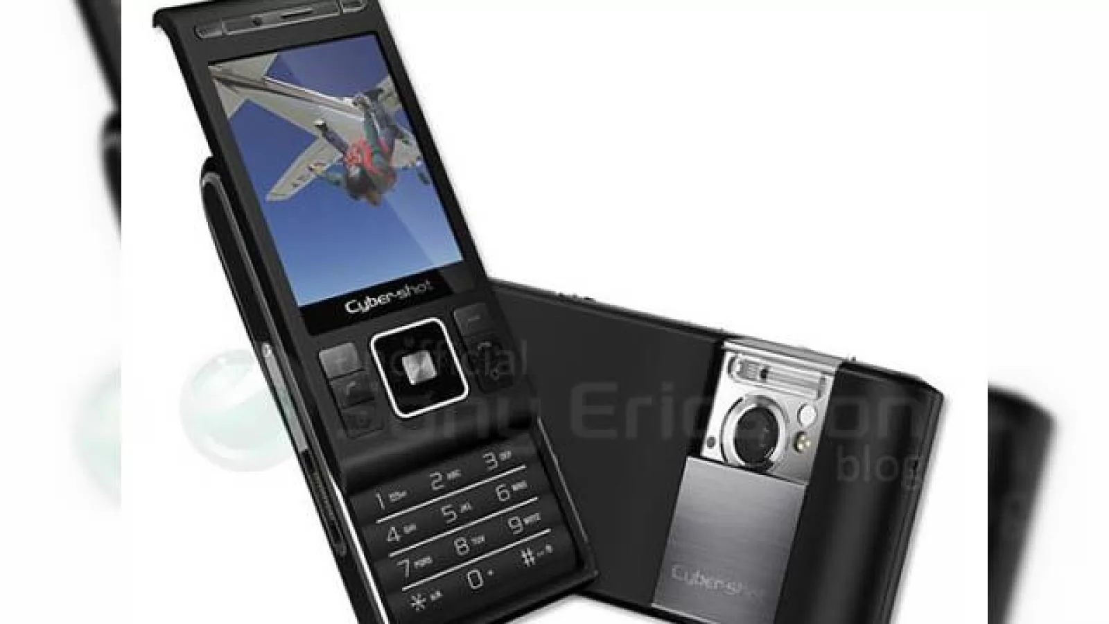 Imagini cu Sony Ericsson C905 Cyber-shot "scapate" pe Internet