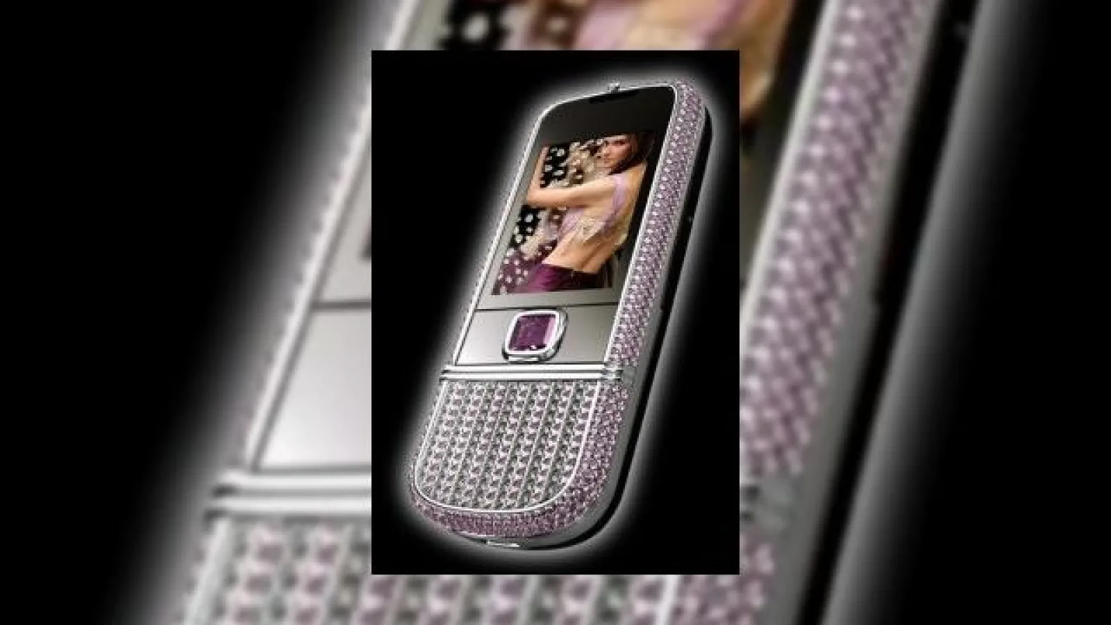 Nokia 8800 impodobit cu diamante de 131.000 de dolari, a la Peter Aloisson