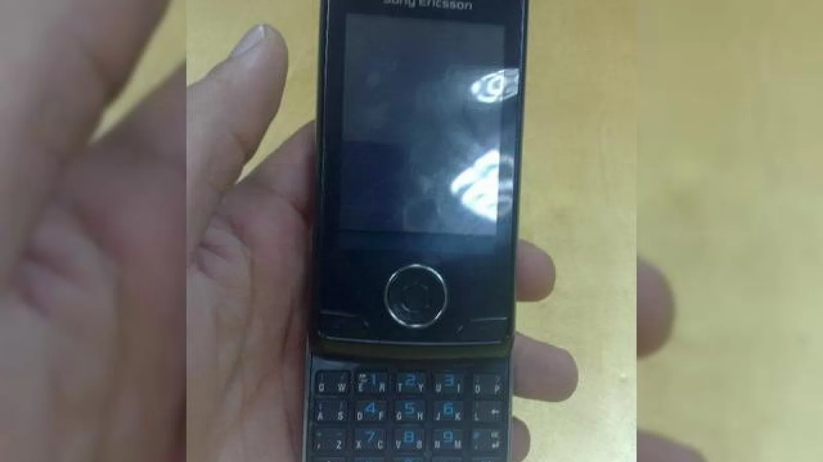 Telefoanele Sony Ericsson P5 si G702 (BeiBei) au fost anulate