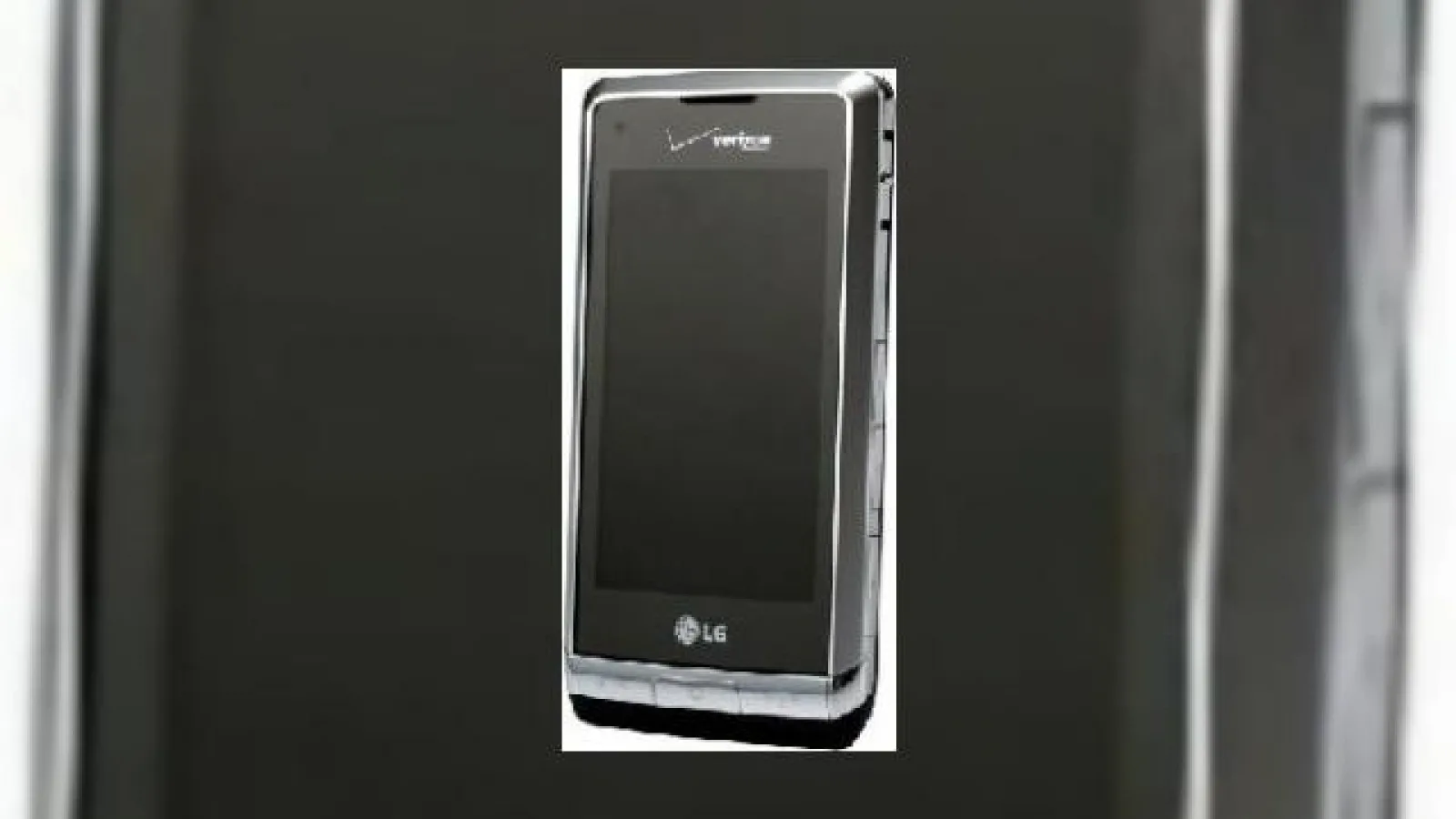 Un telefon LG cu camera de 8 megapixeli - un zvon apetisant`