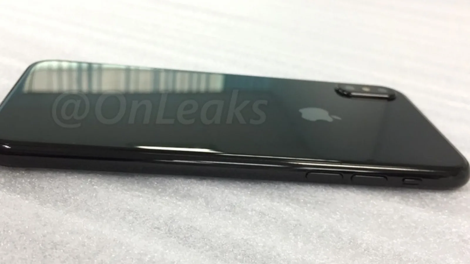 Cea mai realistă machetă iPhone 8 e aici şi pare foarte plauzibilă (Video)