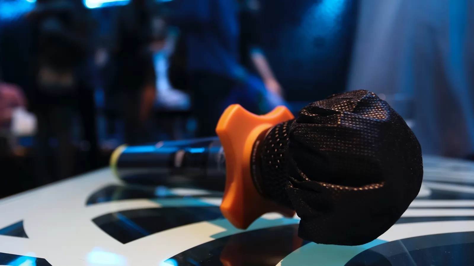 Turul Magazinelor #242: Turul produselor de karaoke, cu difuzoare, sisteme karaoke, mixere şi jocuri