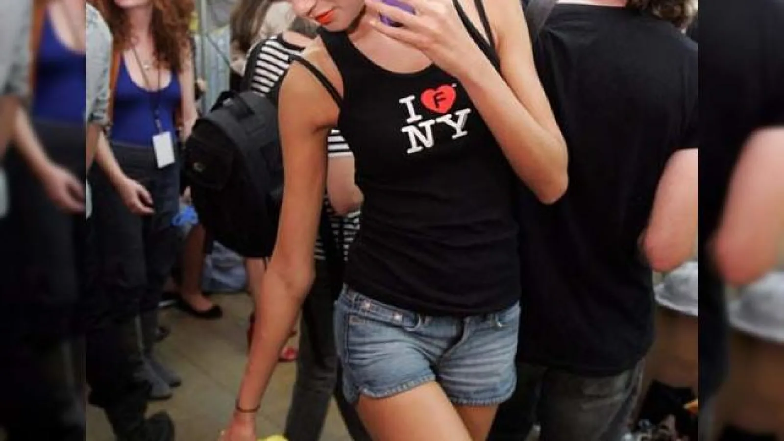 LG Lotus defileaza in mana fotomodelelor la New York