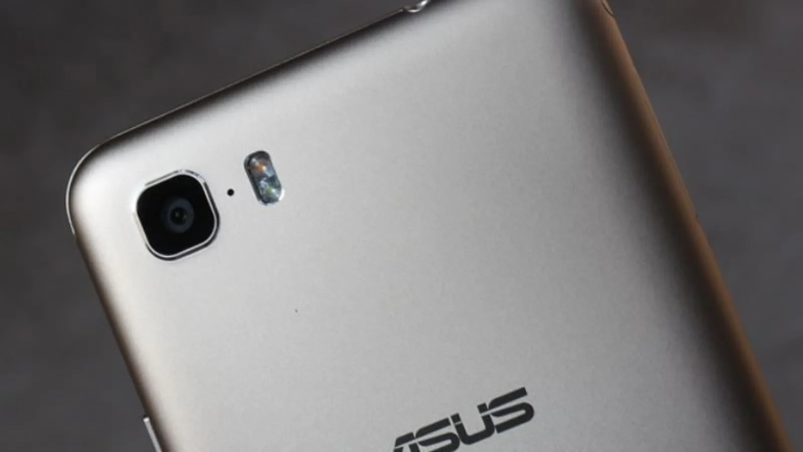 ASUS ZenFone 4 Pro primeşte certificarea autorităţii NCC din Taiwan, e cunoscut sub numele de cod ASUS ZZ1 GP