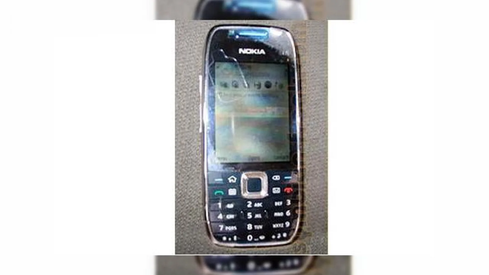 Nokia E75, primele imagini live!