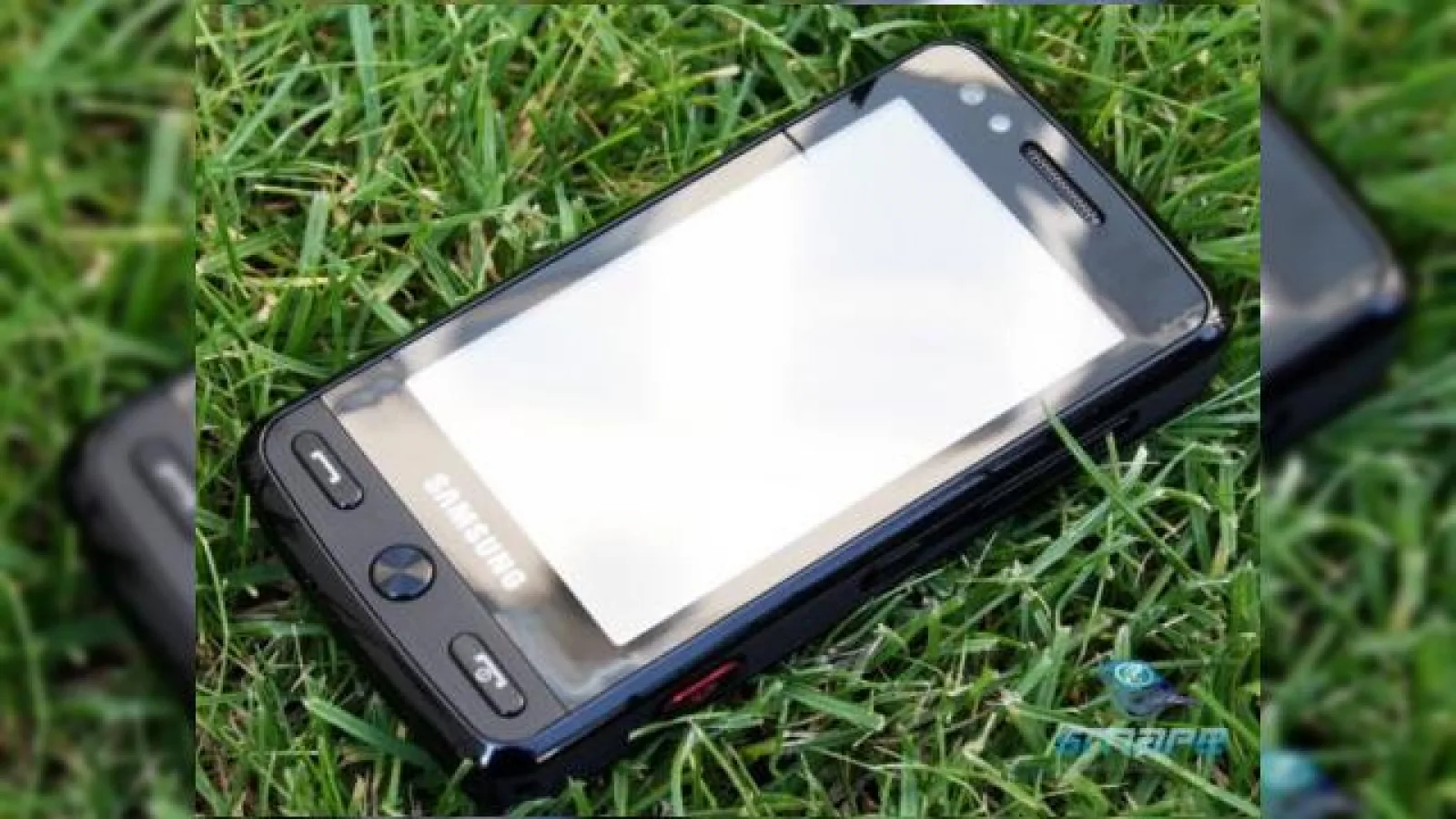 Samsung Bresson anuntat, smartphone full touchscreen cu camera de 8 megapixeli