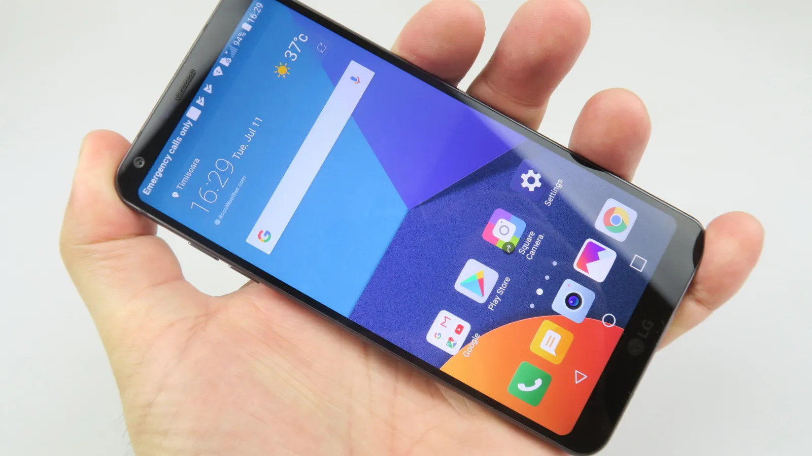 LG G6: Display unic, înaintea vremurilor sale şi trendsetter