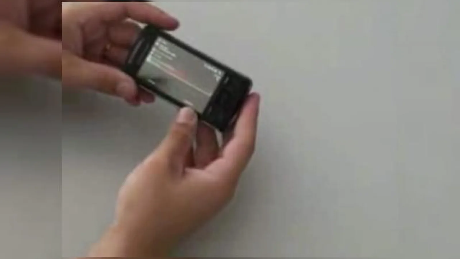 Sony Ericsson XPERIA X1 proaspat scos din cutie (video)
