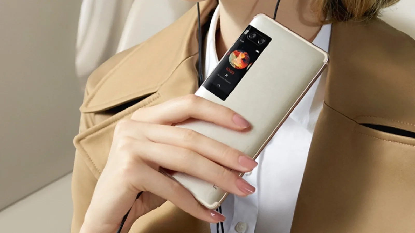 Meizu Pro 7, telefonul cu display secundar ajunge în România prin intermediul QuickMobile!