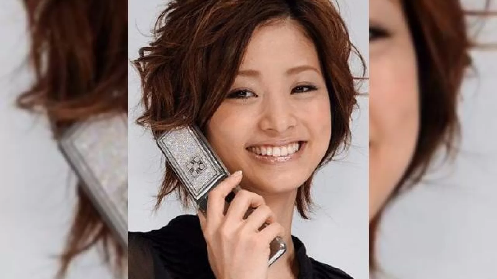Telefonul de lux Softbank 823SH Tiffany e deja "sold out"
