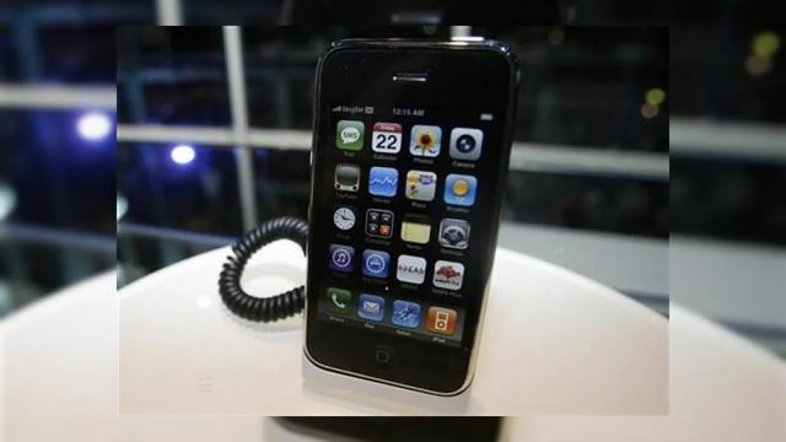 iPhone a dat startul goanei dupa design atractiv