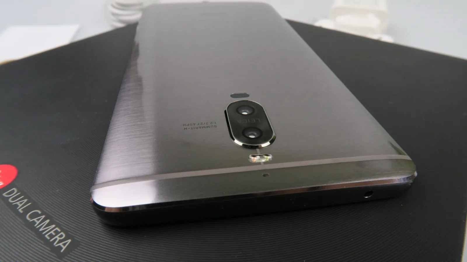 Huawei Mate 9 PRO: Hardware excelent pentru 2016, foarte bun şi în 2017