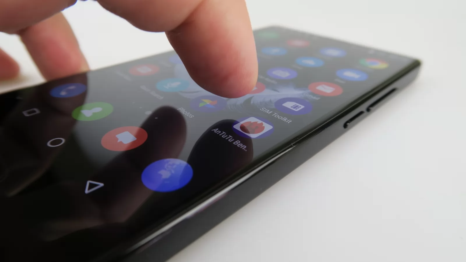 Bluboo S1: Benchmark-uri bune pentru zona midrange, fără probleme de fluiditate