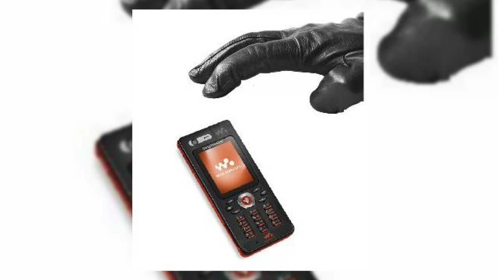 Prototipuri de telefoane Sony Ericsson, furate de un angajat