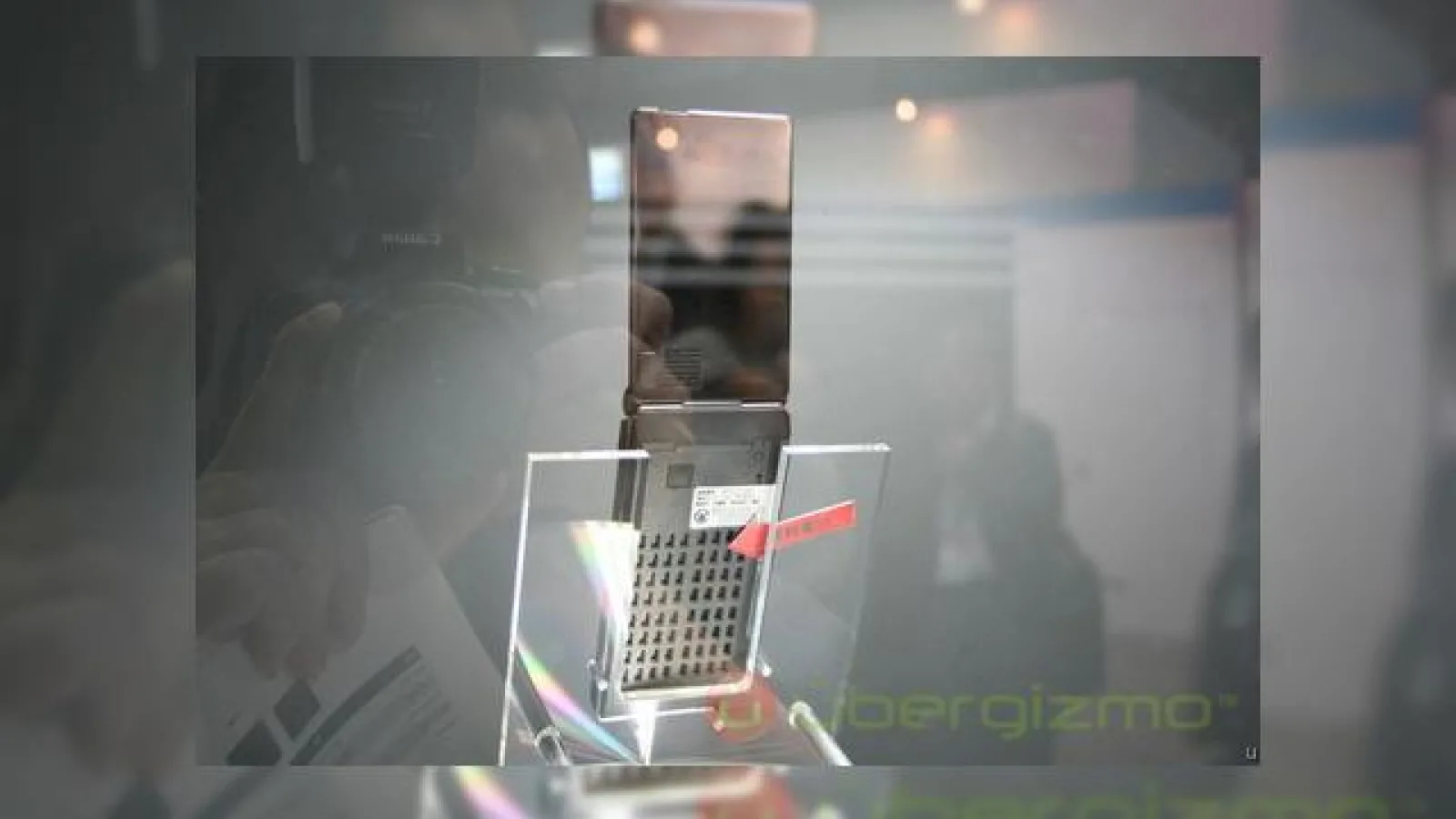 Toshiba pregateste un incarcator pe baza de metanol, lansat in urmatoarele luni