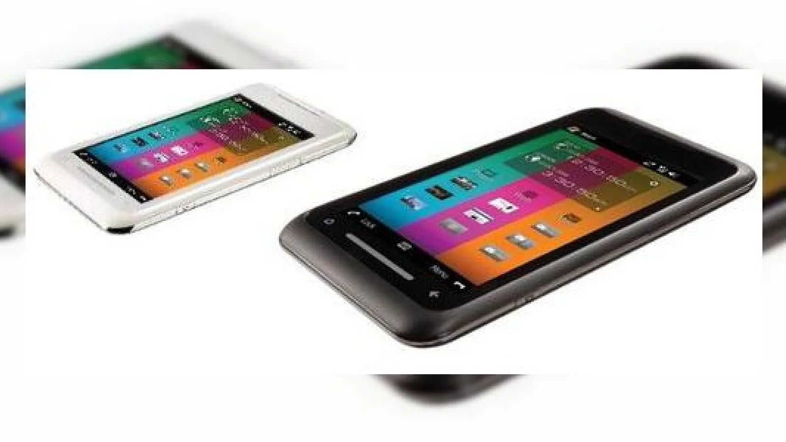 Toshiba prezinta telefonul TG01 cu touchscreen de 4.1 inchi si procesor Snapdragon